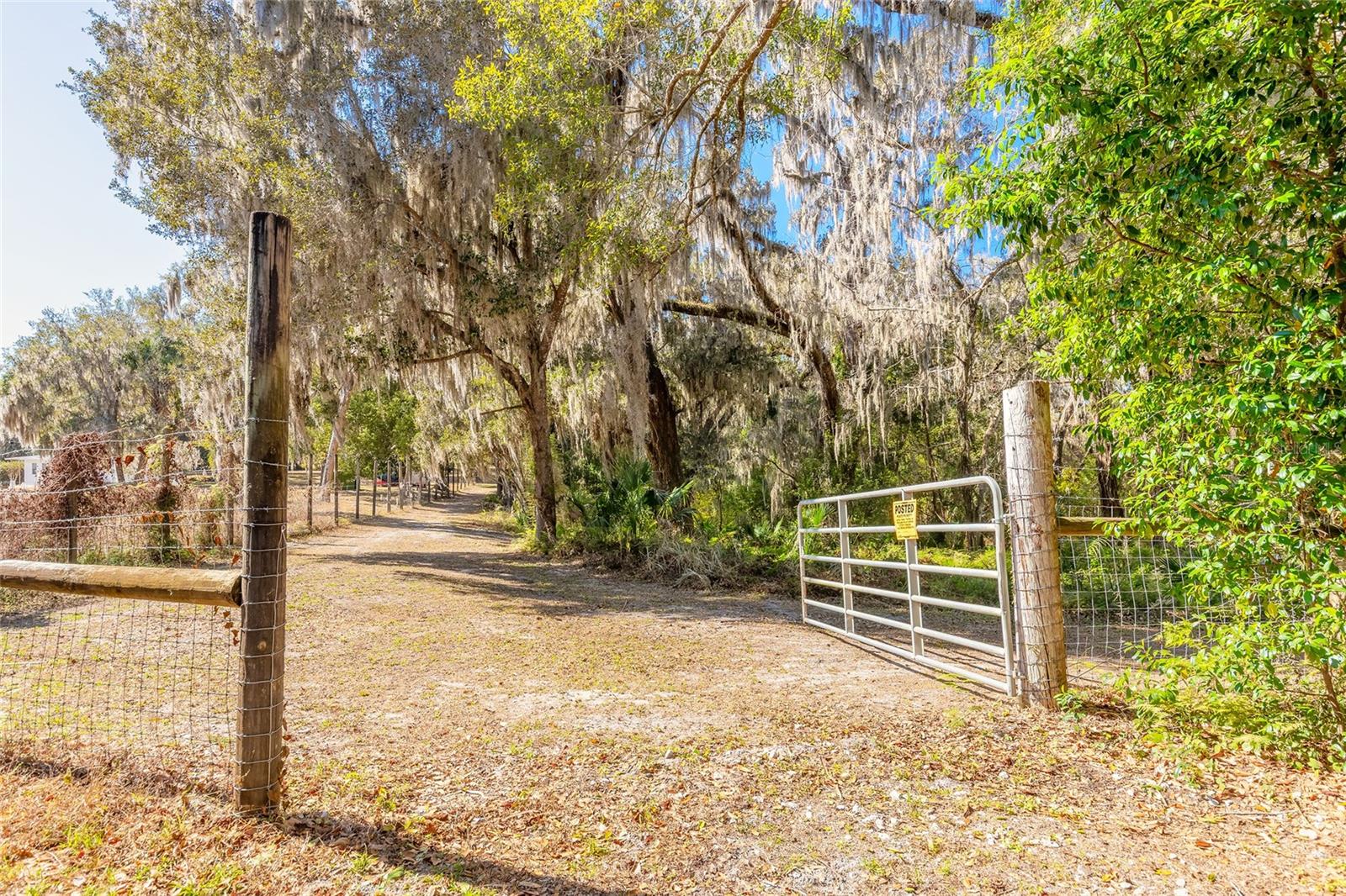 2095 STONE RD