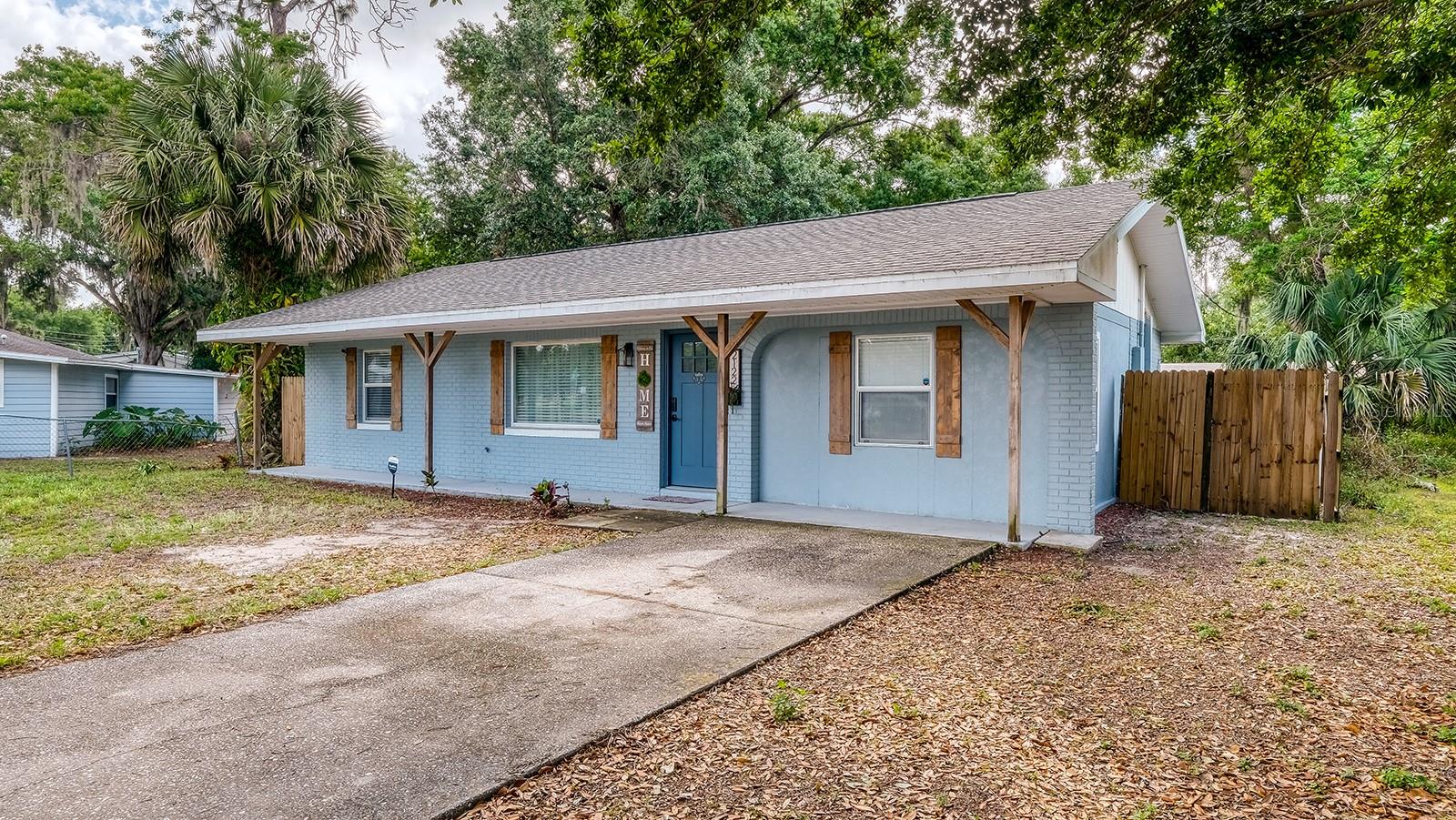 2122 LAKE BLVD