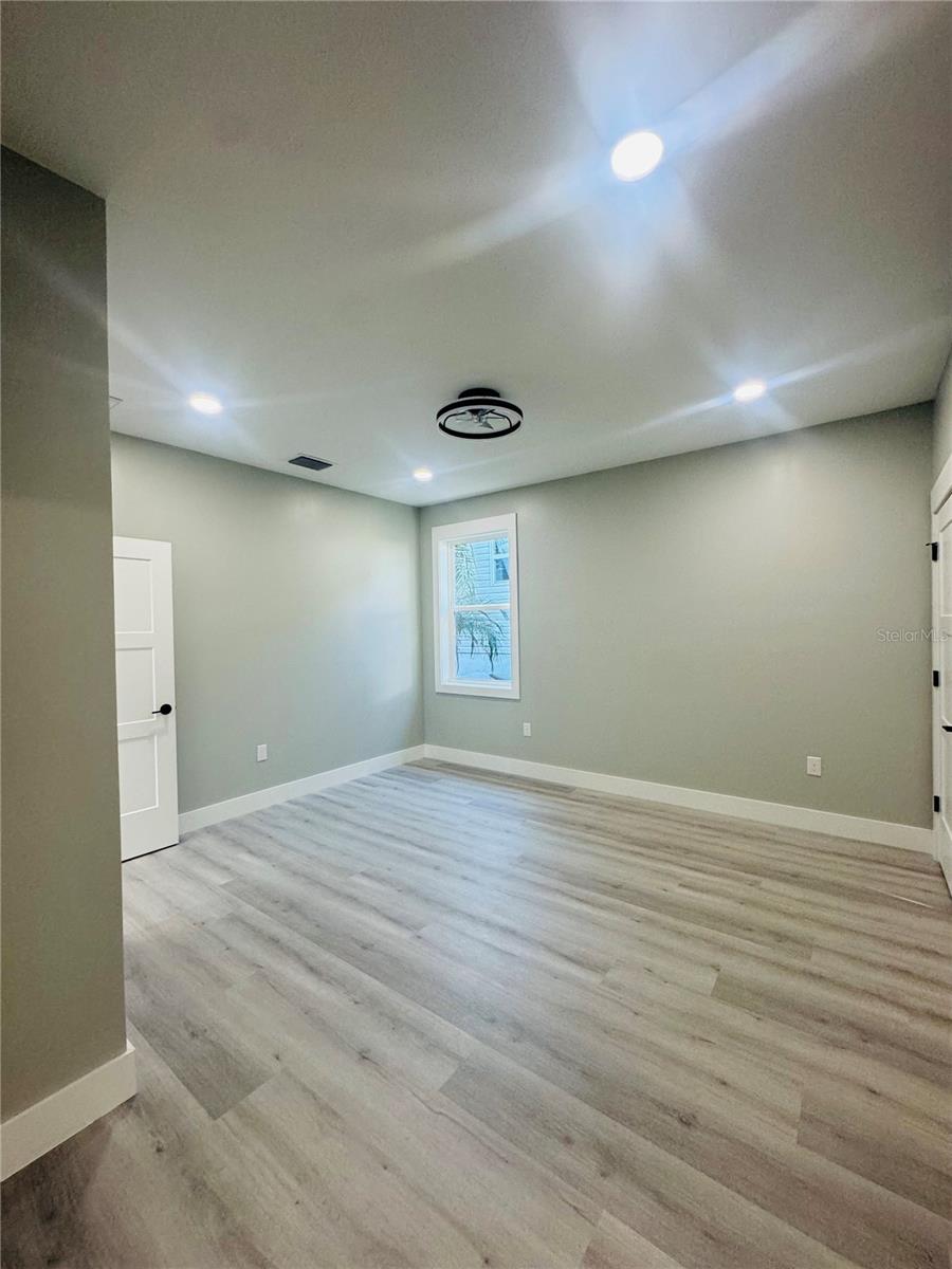 Primary Bedroom - 2253 ST GEORGE DR, DAVENPORT