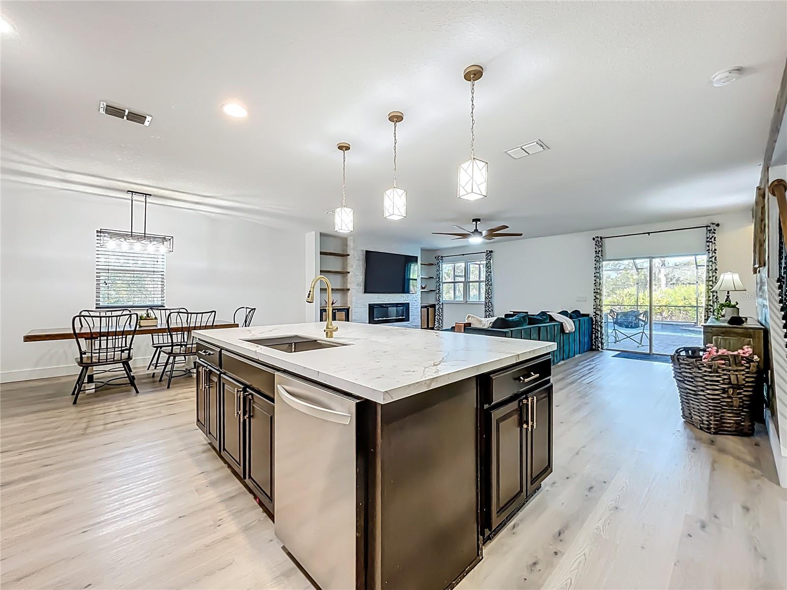 Kitchen - 9219 CANNA ST, PORT CHARLOTTE