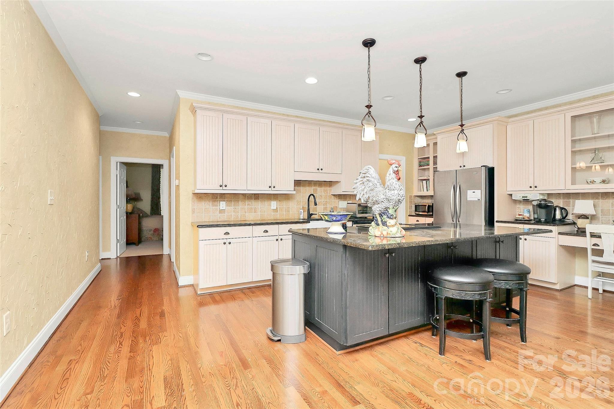 Single Family Residence at 729 Lochaven Road, Waxhaw, photo 11 of 33