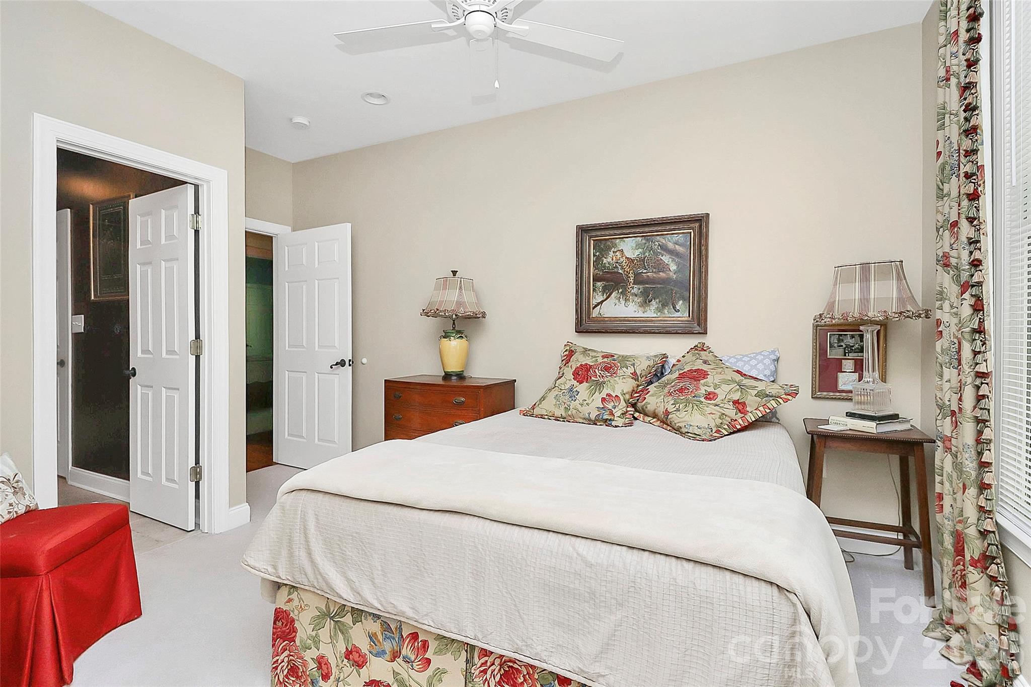 Single Family Residence at 729 Lochaven Road, Waxhaw, photo 18 of 33