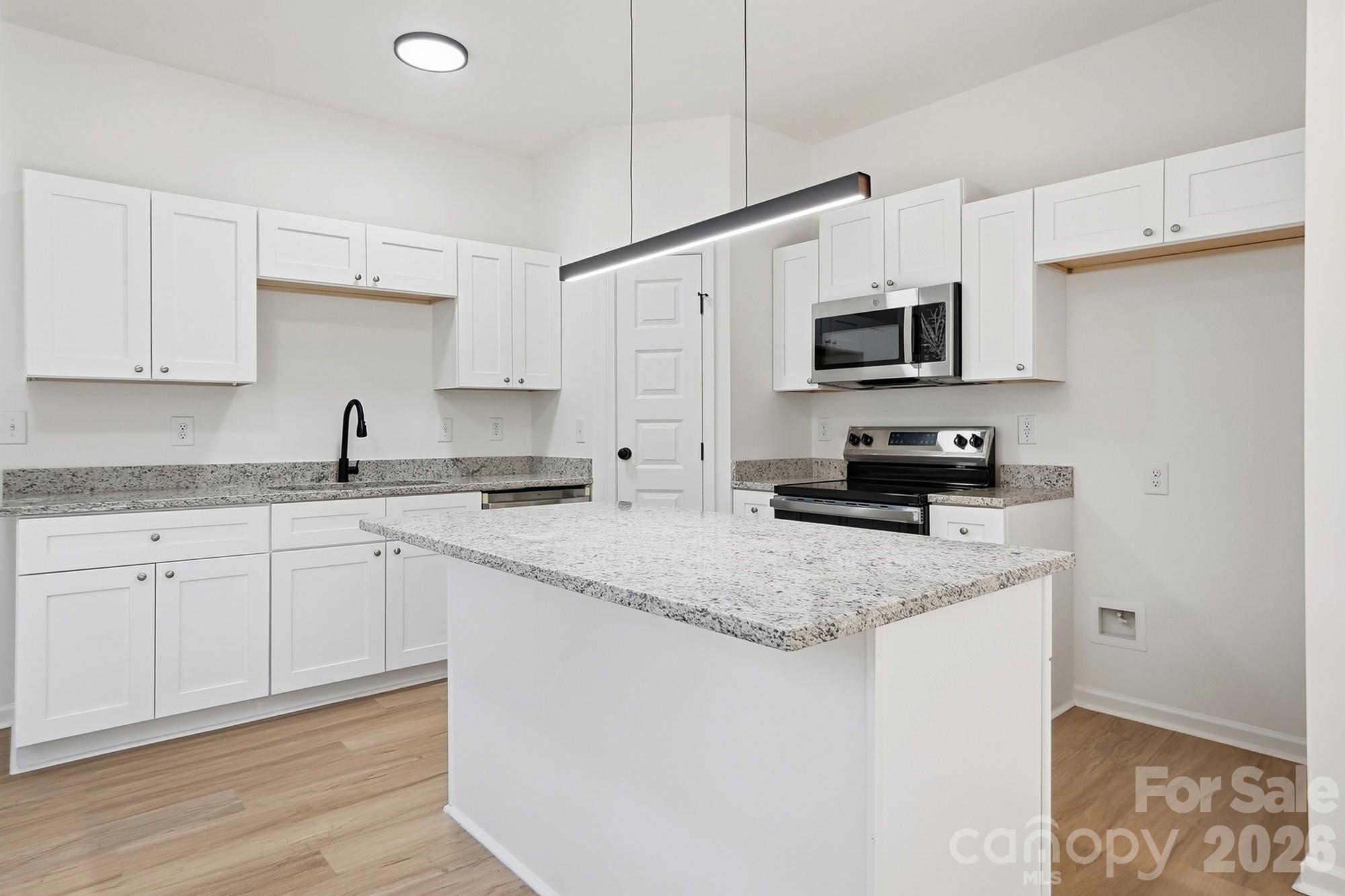 Single Family Residence at 804 Worthwood Circle, Monroe, photo 9 of 24