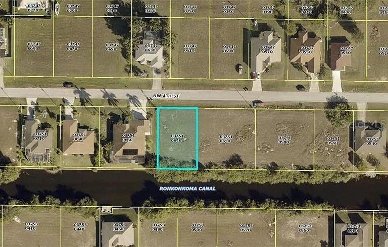 2042 NW 4TH ST
