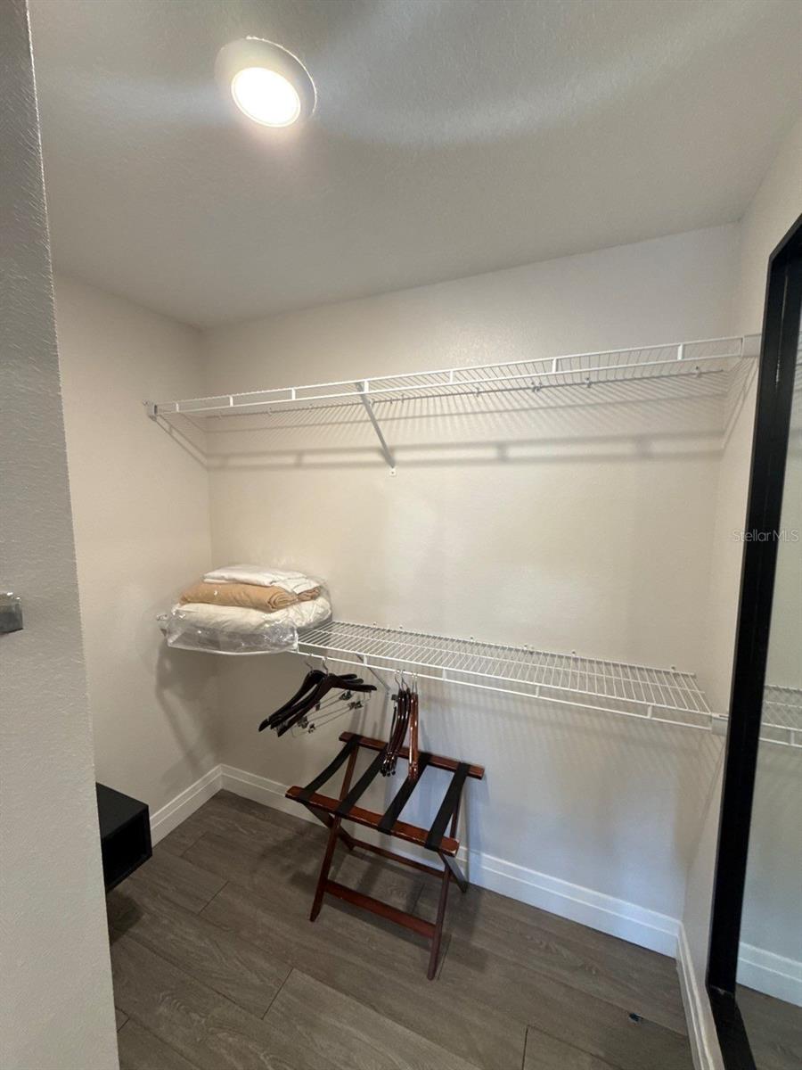 Bedroom 1 Closet - 14501 GROVE RESORT AVE #2604, WINTER GARDEN
