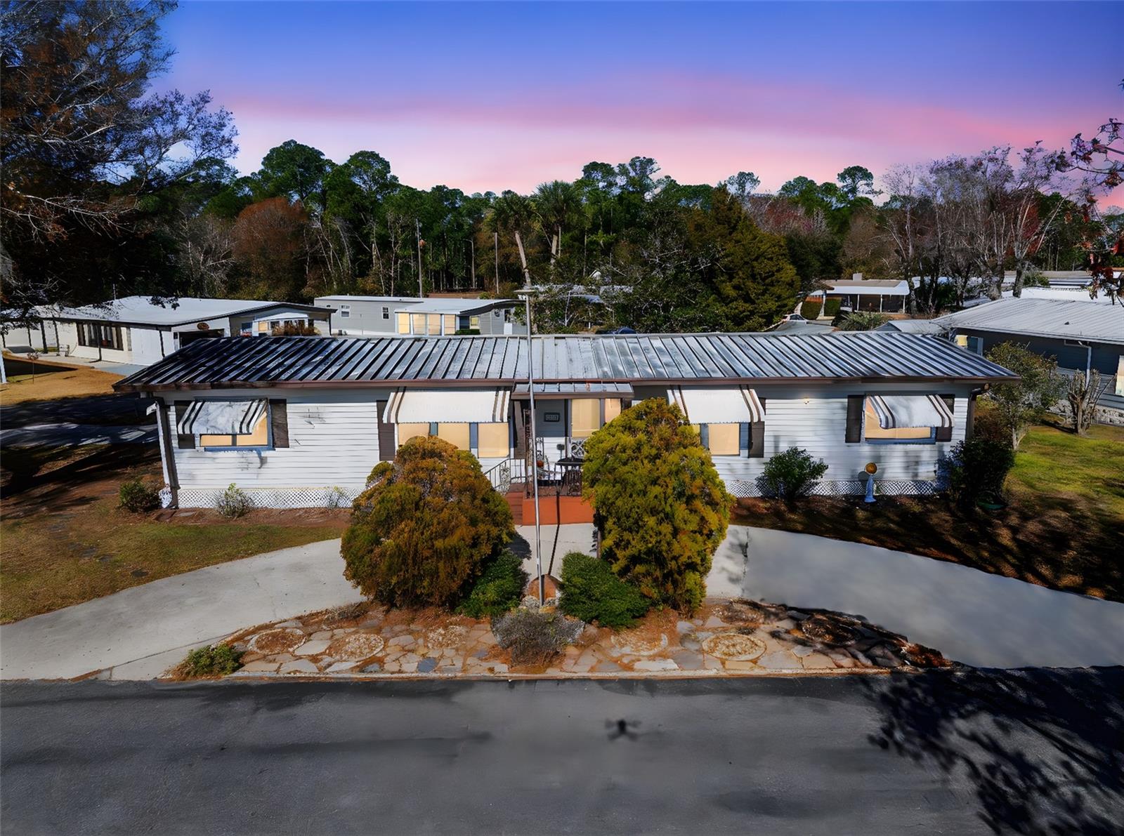 232 MEADOW LARK DR