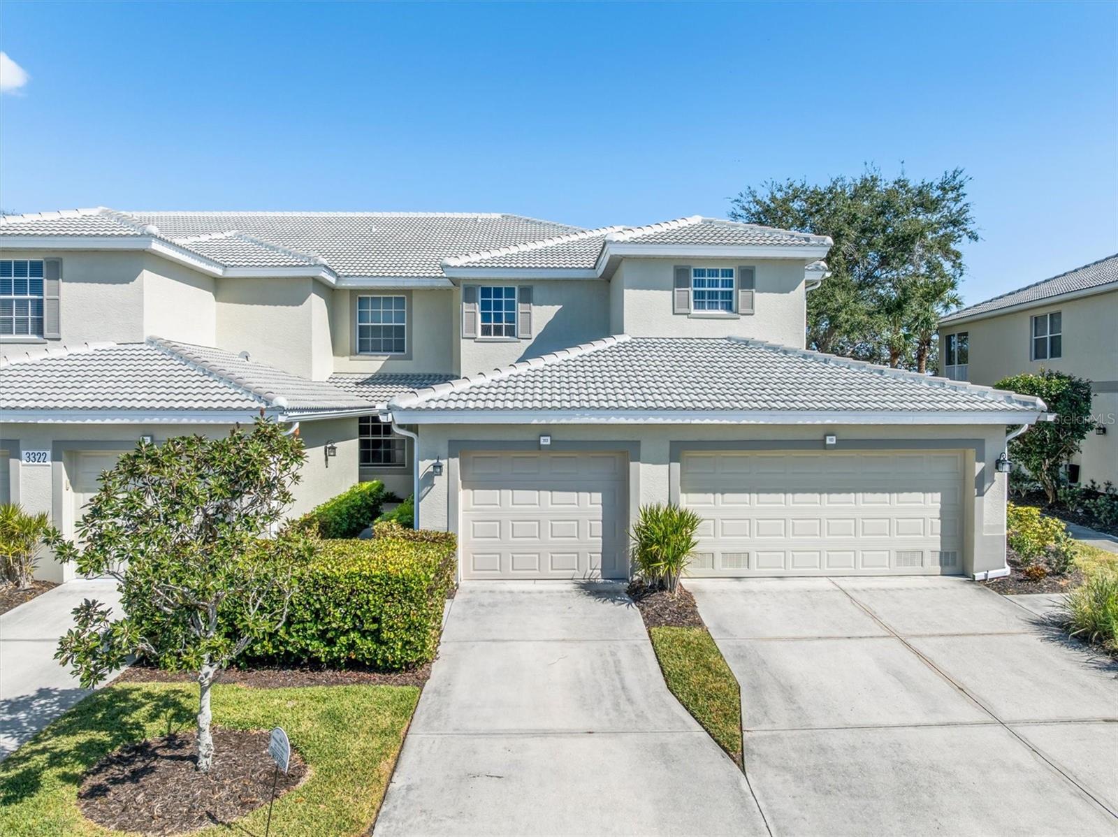 3322 GRAND VISTA CT #203