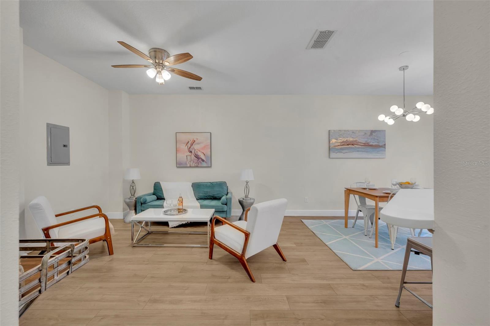 Townhouse at 1172 S BEACH CIR, KISSIMMEE, photo 3 of 50