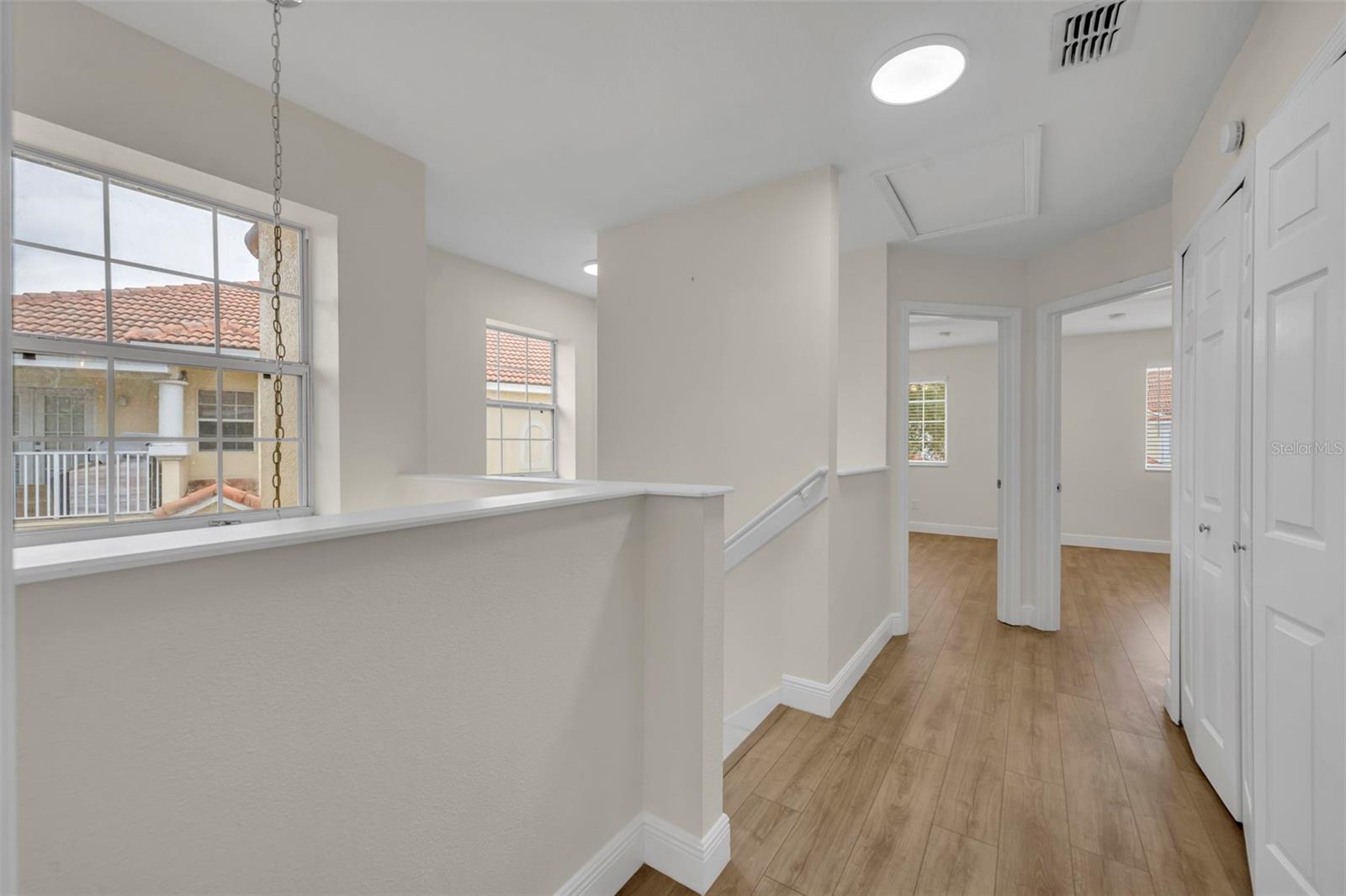 Hall - 1172 S BEACH CIR, KISSIMMEE