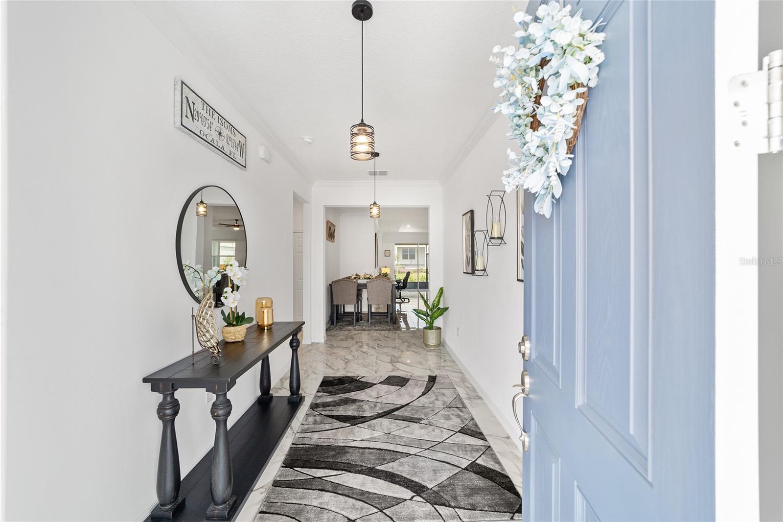 Entrance - Front door to foyer - 7037 SW 86TH AVE, OCALA
