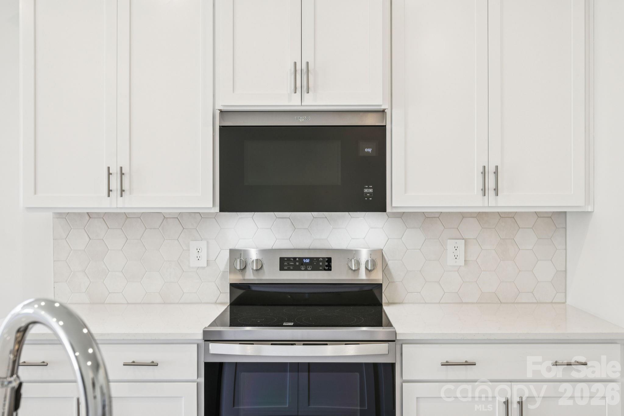 Photo is not of the actual home but is an inspirational photo of builder’s model home and may depict options, furnishings, and/or decorator features that are not included. - 1419 Blue Jay Street, Newton