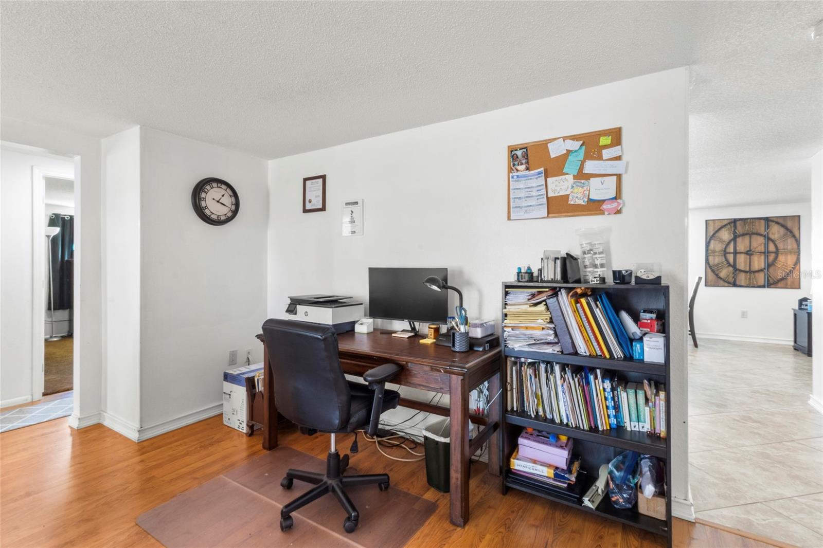 Formal Living Room - 3340 SUNSET BEACH DR, VENICE