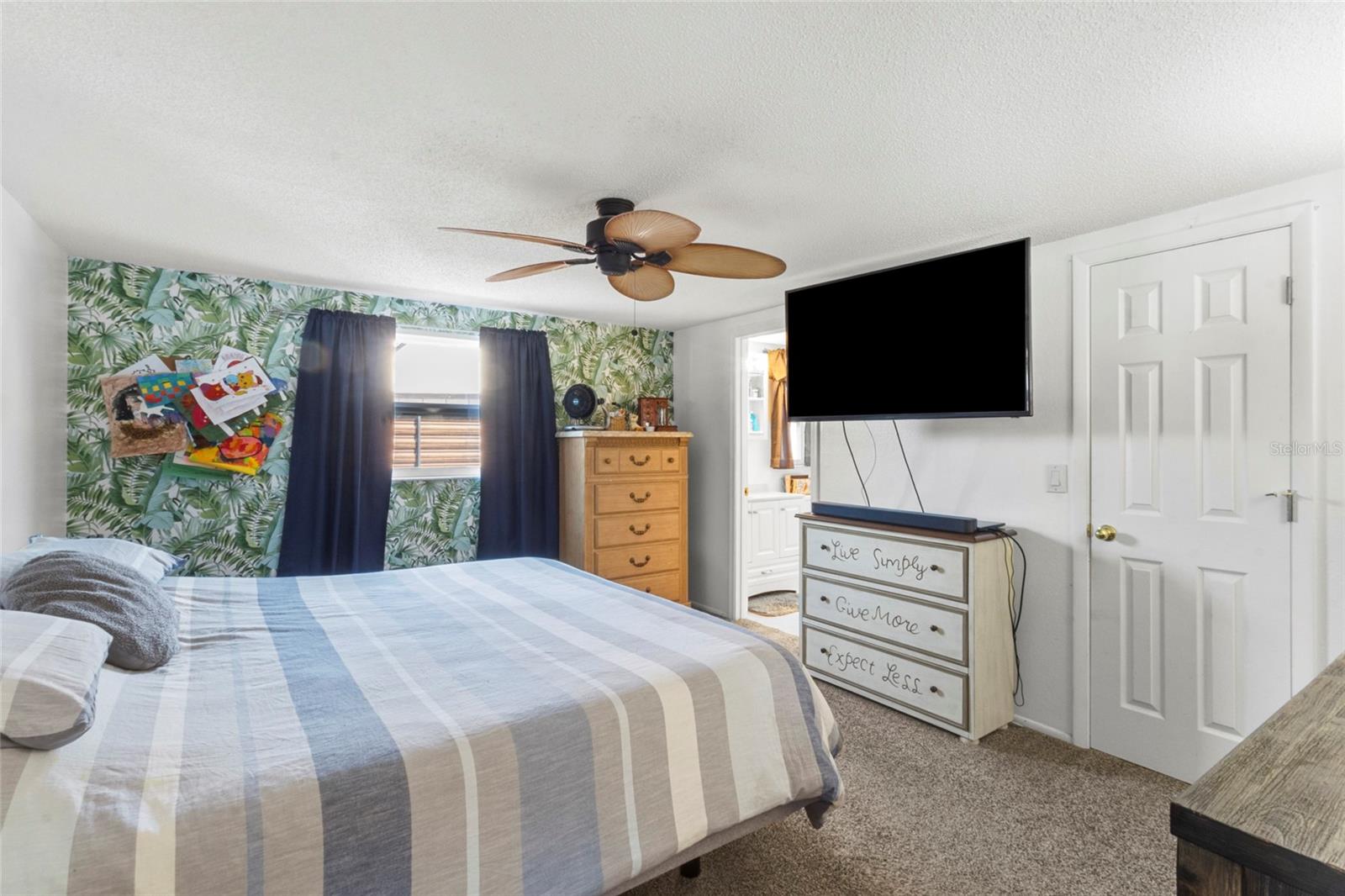 Master Bedroom en Suite - 3340 SUNSET BEACH DR, VENICE
