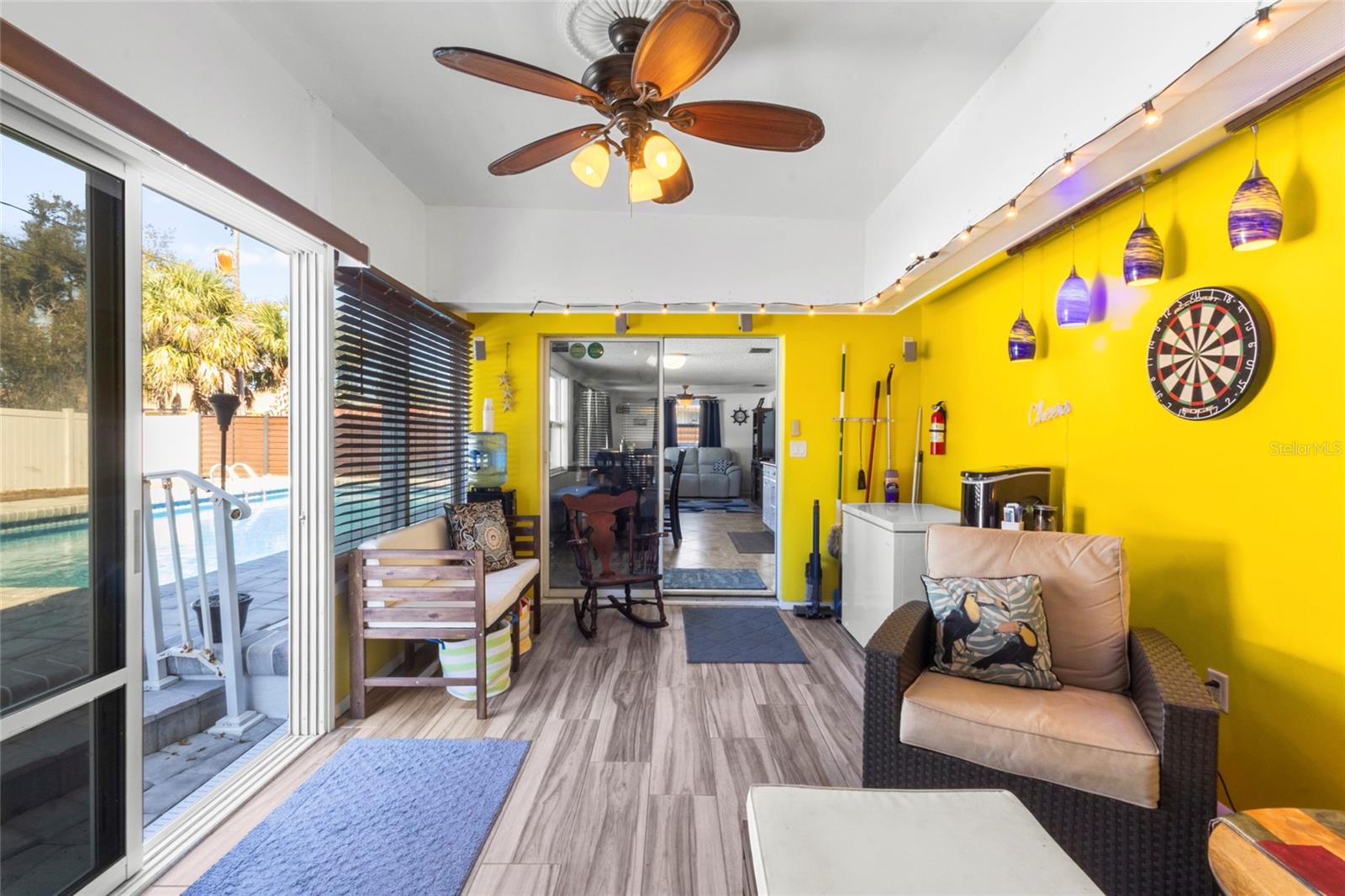 Florida Room - 3340 SUNSET BEACH DR, VENICE