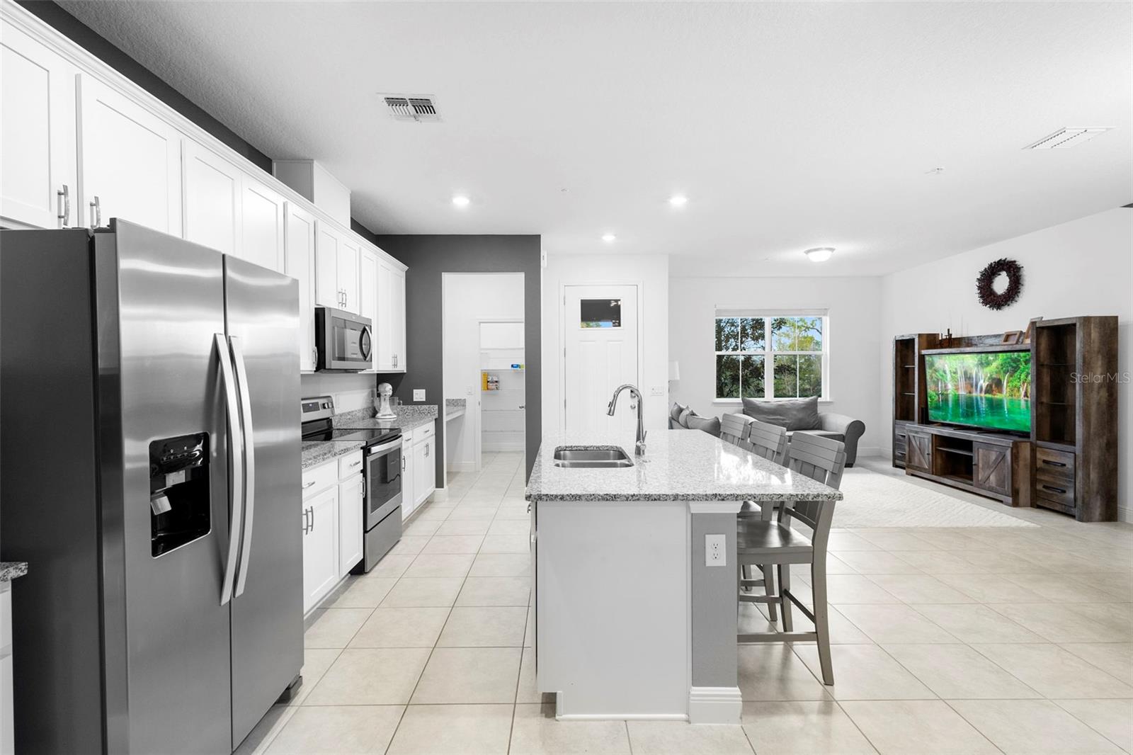 Townhouse at 14989 APOLLO BOND DR, WINTER GARDEN, photo 4 of 35