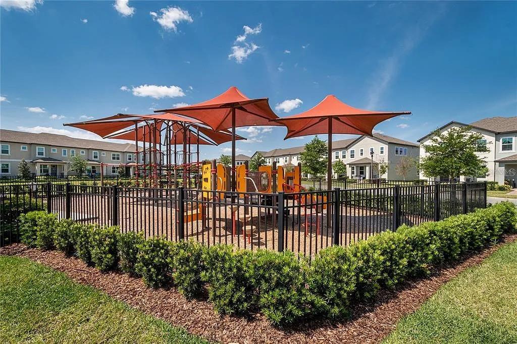 Townhouse at 14989 APOLLO BOND DR, WINTER GARDEN, photo 29 of 35