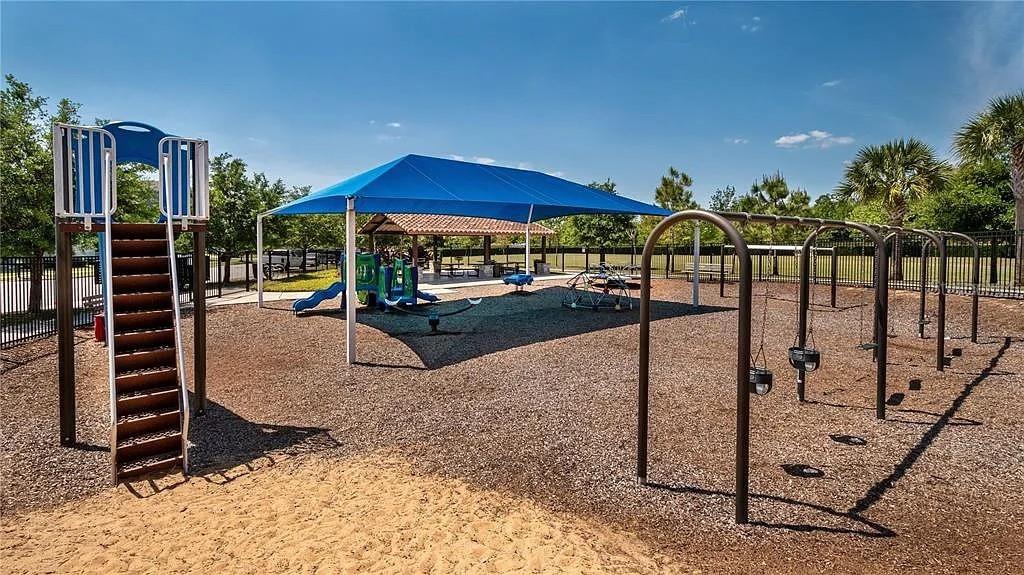Townhouse at 14989 APOLLO BOND DR, WINTER GARDEN, photo 31 of 35