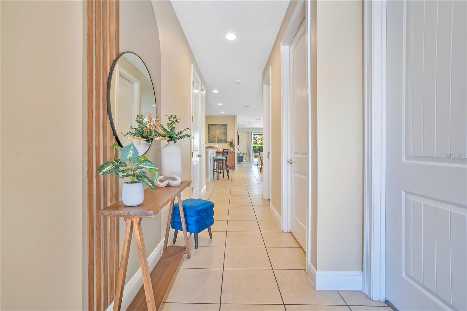 Light filled inviting Foyer Welcomes Guests and Friends alike! - 631 LASSO DR, KISSIMMEE