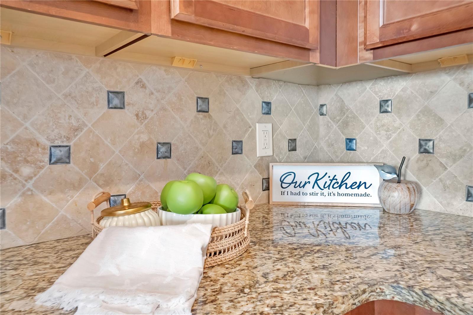 Relaxing Vacation Environment Encouraged Here - 631 LASSO DR, KISSIMMEE