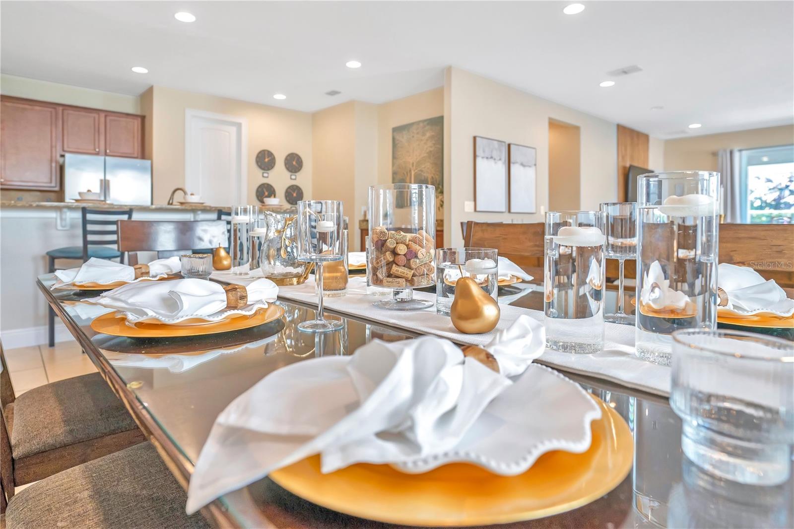 Dining space perfect for hosting larger parties. - 631 LASSO DR, KISSIMMEE
