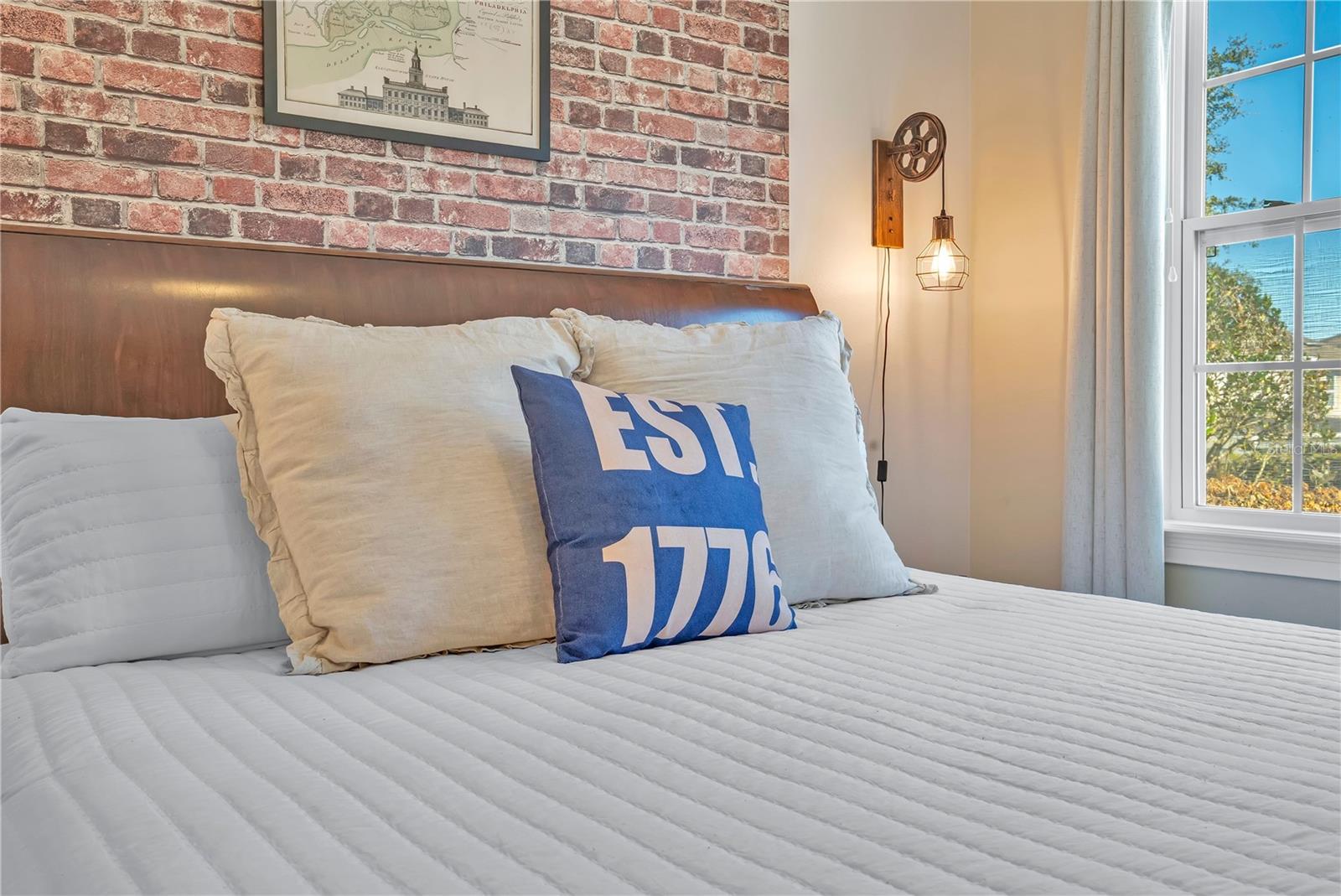 Thoughtfully styled décor reflecting heritage-inspired elegance - 631 LASSO DR, KISSIMMEE