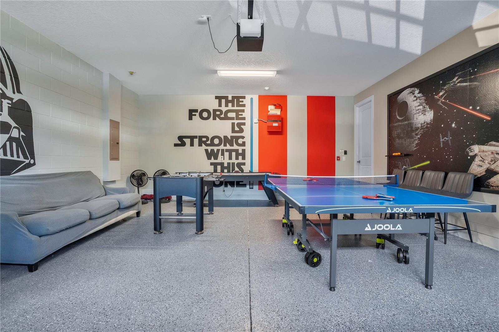 Themed entertainment area designed for hours of friendly competition - 631 LASSO DR, KISSIMMEE