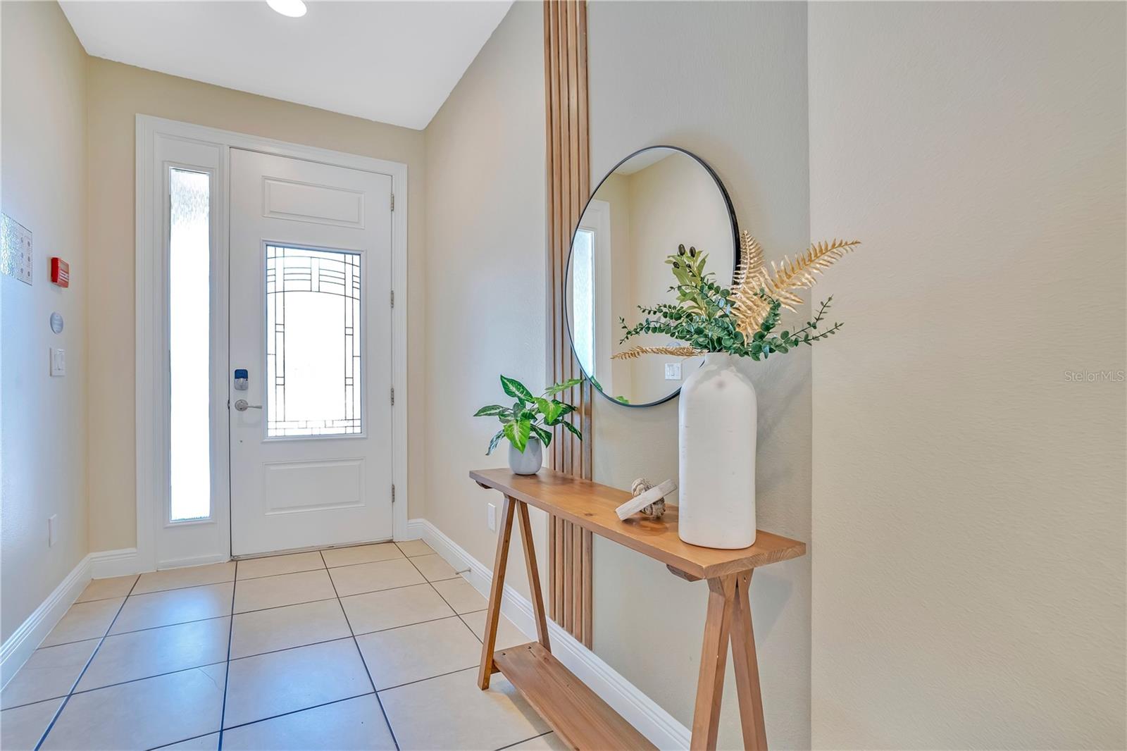 Welcoming entryway setting the tone for a refined vacation experience - 631 LASSO DR, KISSIMMEE