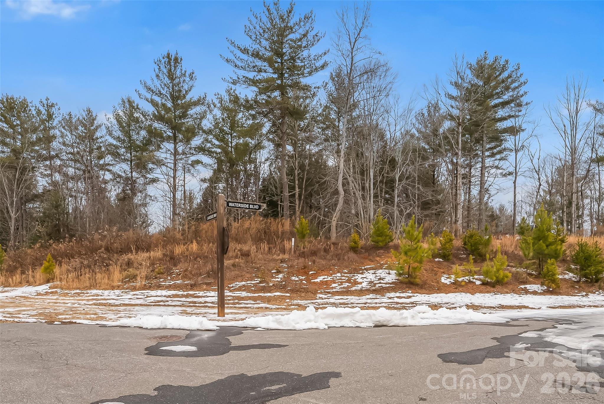 Lot at 1144 Lakeside Way NW, Valdese, photo 7 of 9