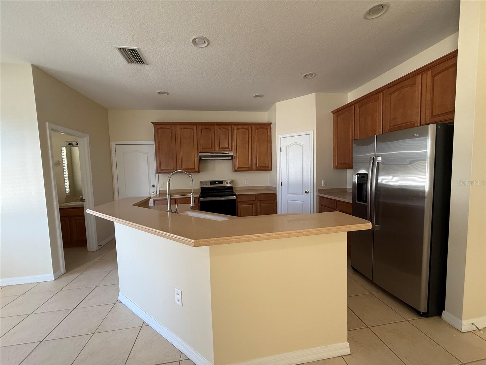 Single Family Residence at 3081 MARSHFIELD PRESERVE WAY, KISSIMMEE, photo 10 of 47