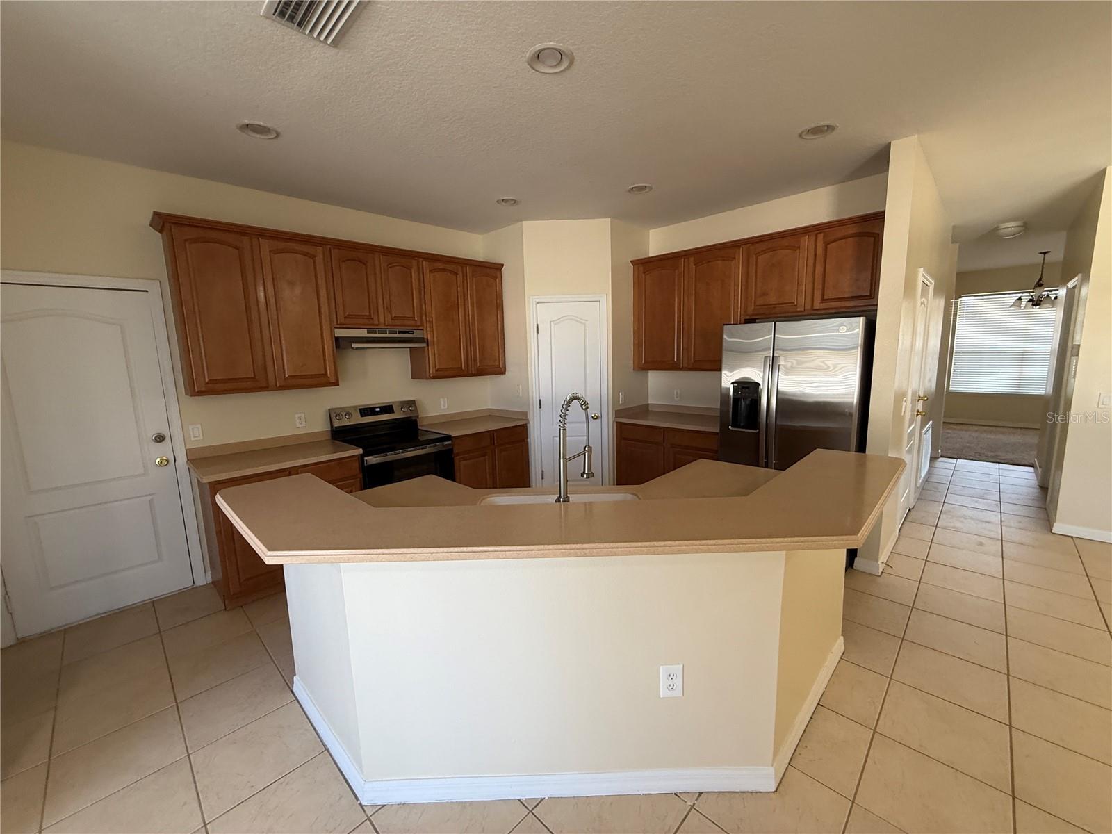 Single Family Residence at 3081 MARSHFIELD PRESERVE WAY, KISSIMMEE, photo 11 of 47
