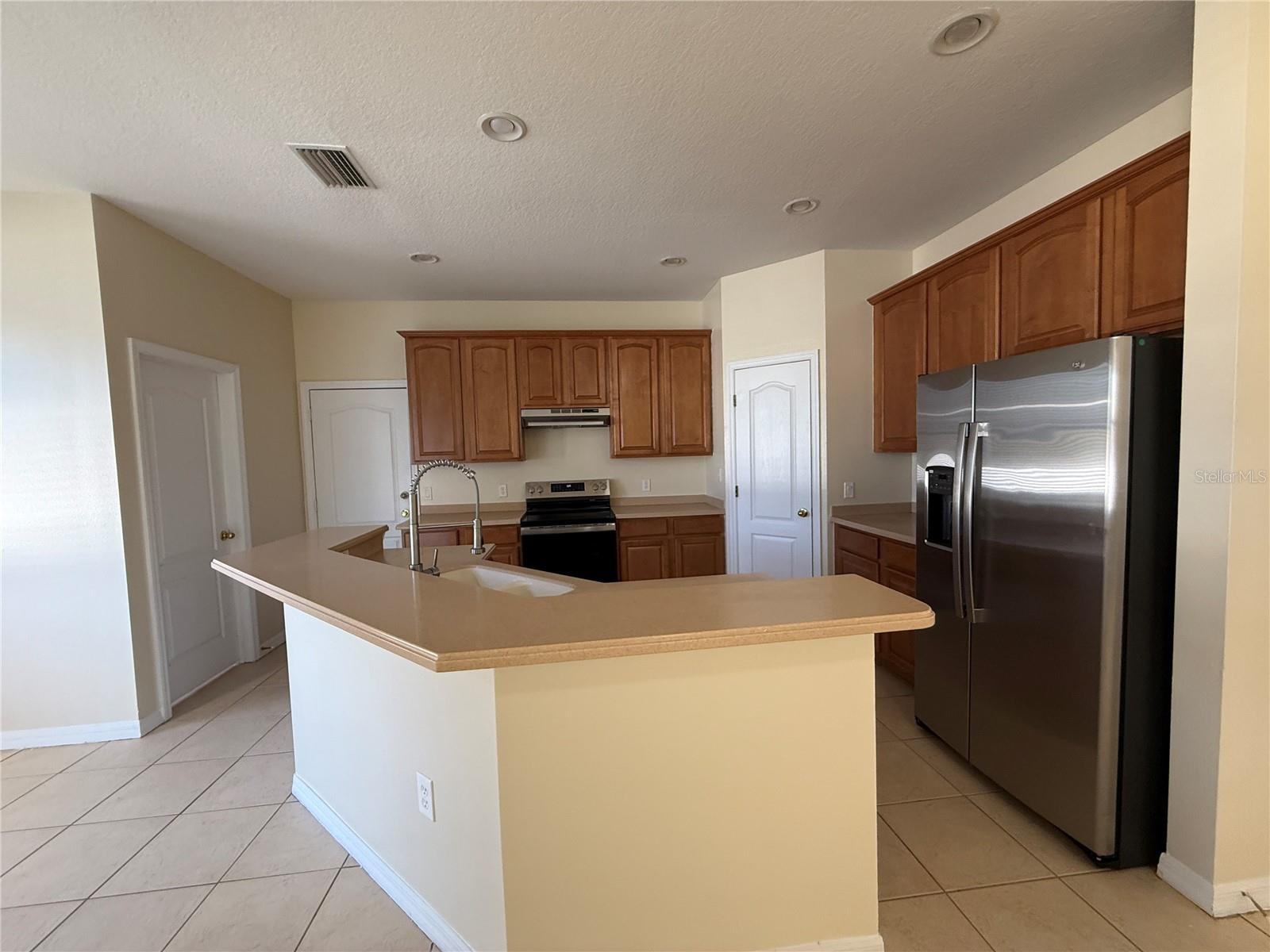 Single Family Residence at 3081 MARSHFIELD PRESERVE WAY, KISSIMMEE, photo 13 of 47