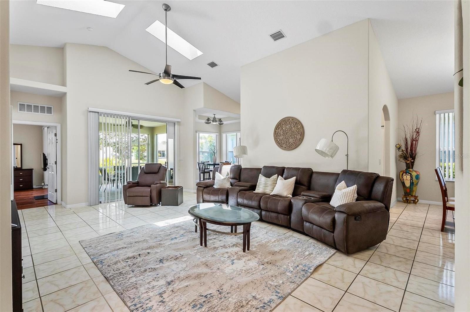 Single Family Residence at 19 RAINTREE CIR, PALM COAST, photo 4 of 52