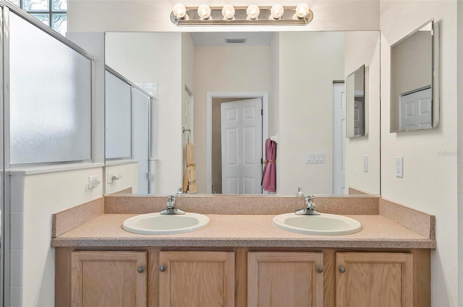 Single Family Residence at 19 RAINTREE CIR, PALM COAST, photo 26 of 52