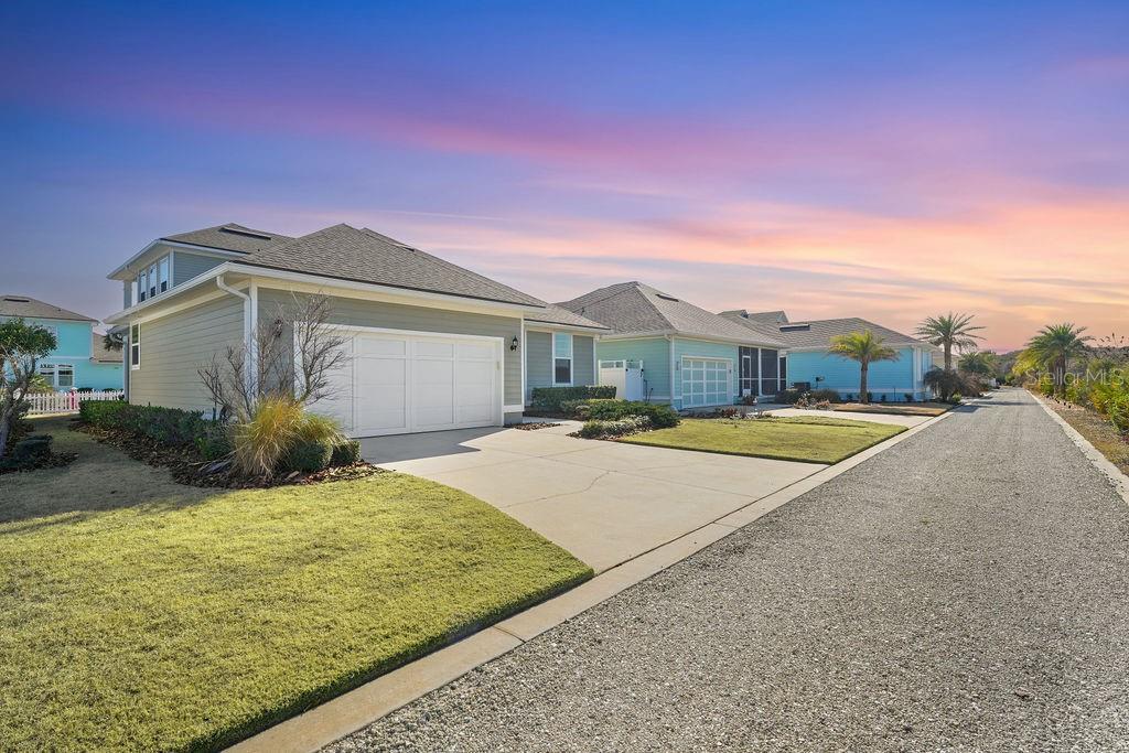 GARAGE ACCESS FROM ALLEYWAY - 4 HIDDEN TREASURE DR, PALM COAST
