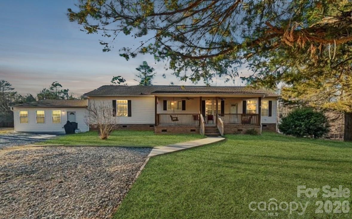 Single Family Residence at 2411 Mission Road, York