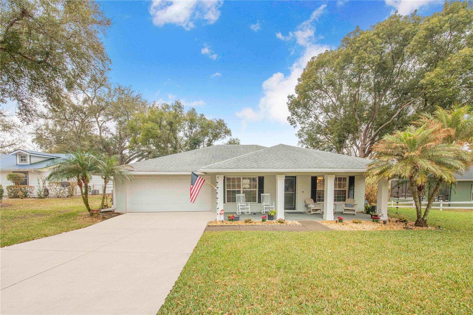 Single Family Residence at 194 S LAKE MARIAM DR, WINTER HAVEN, photo 5 of 30