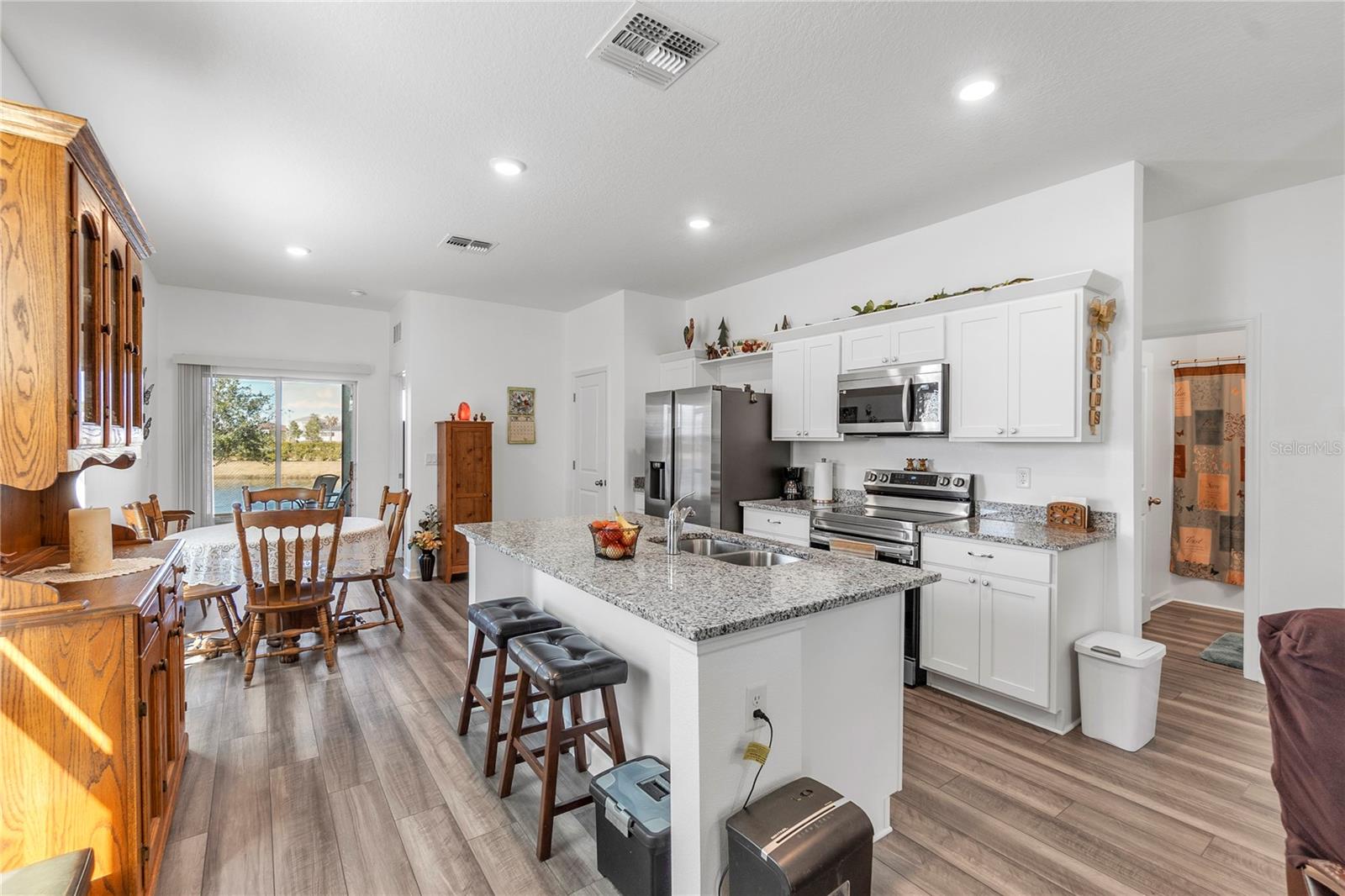 Single Family Residence at 10427 LADYBUG CV, PARRISH, photo 4 of 24