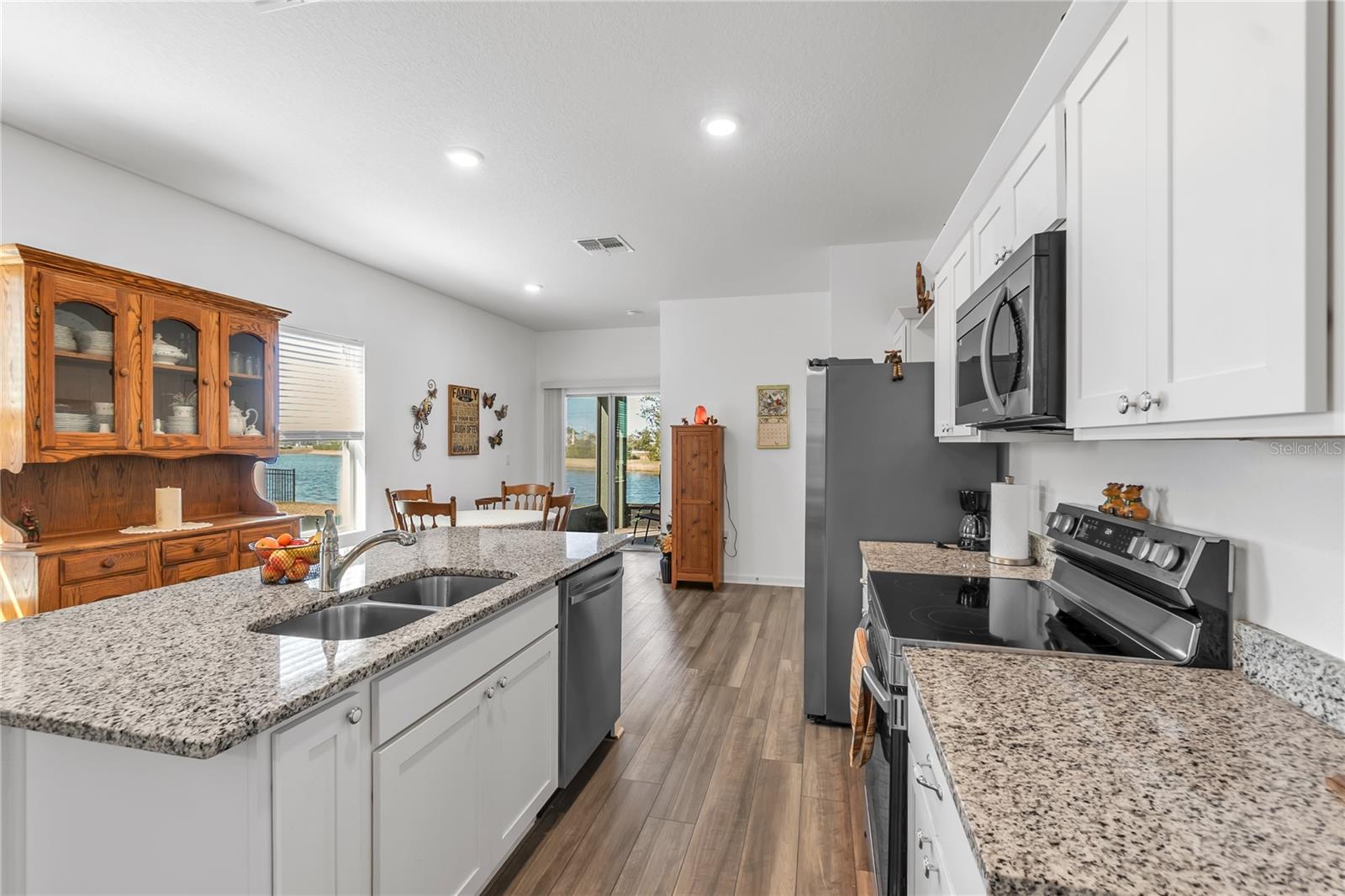 Single Family Residence at 10427 LADYBUG CV, PARRISH, photo 5 of 24