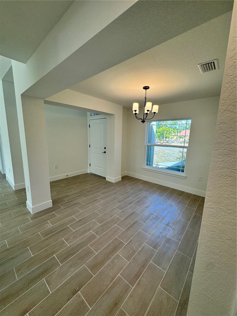 Single Family Residence at 7933 TROPICAIRE BLVD., NORTH PORT, photo 4 of 14