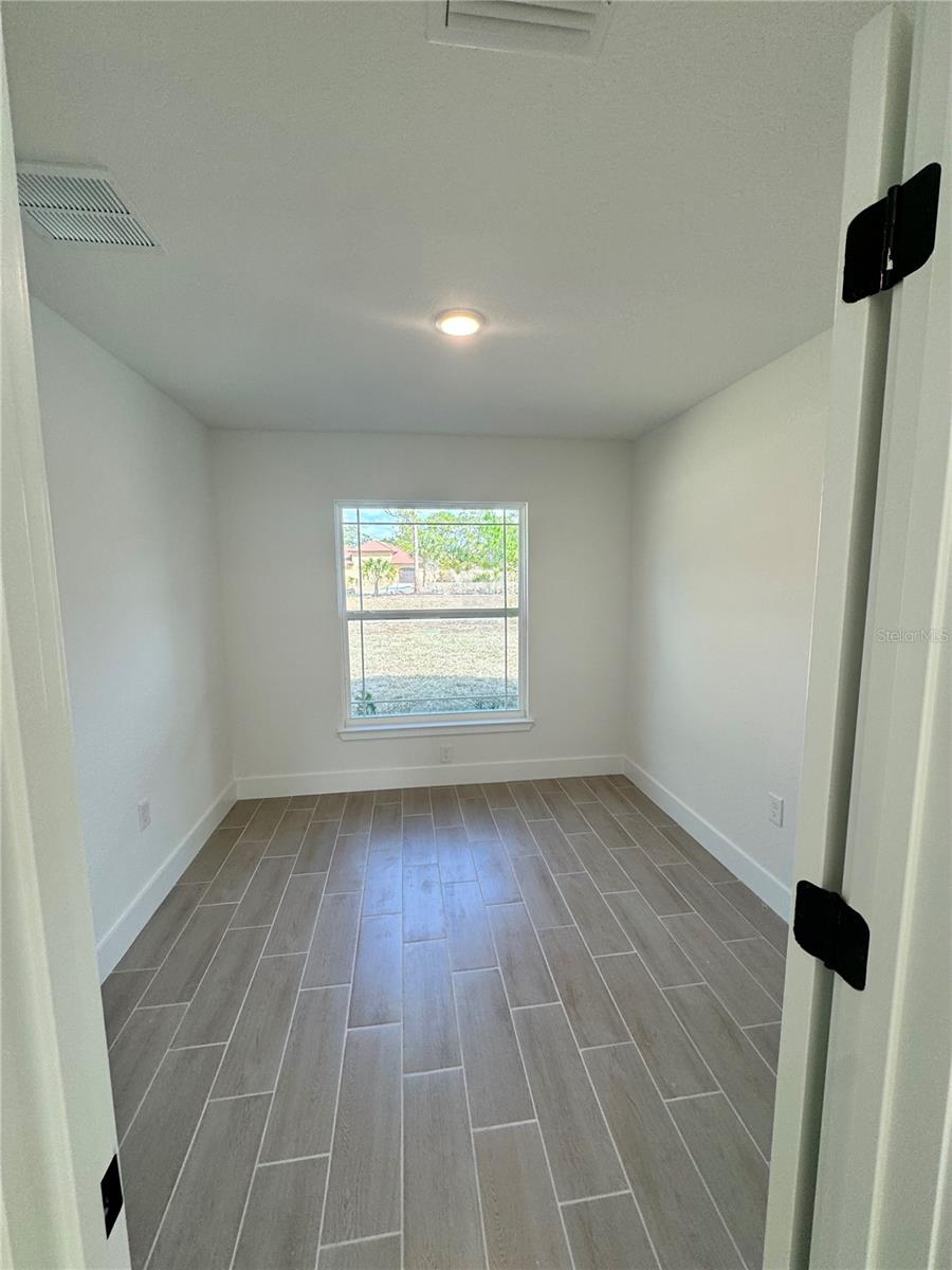 Single Family Residence at 7933 TROPICAIRE BLVD., NORTH PORT, photo 6 of 14