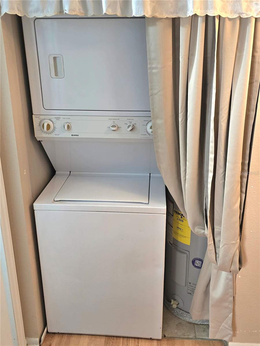 Large capacity Washer and Dryer - 4140 PASSPORT LN #101, NEW PORT RICHEY