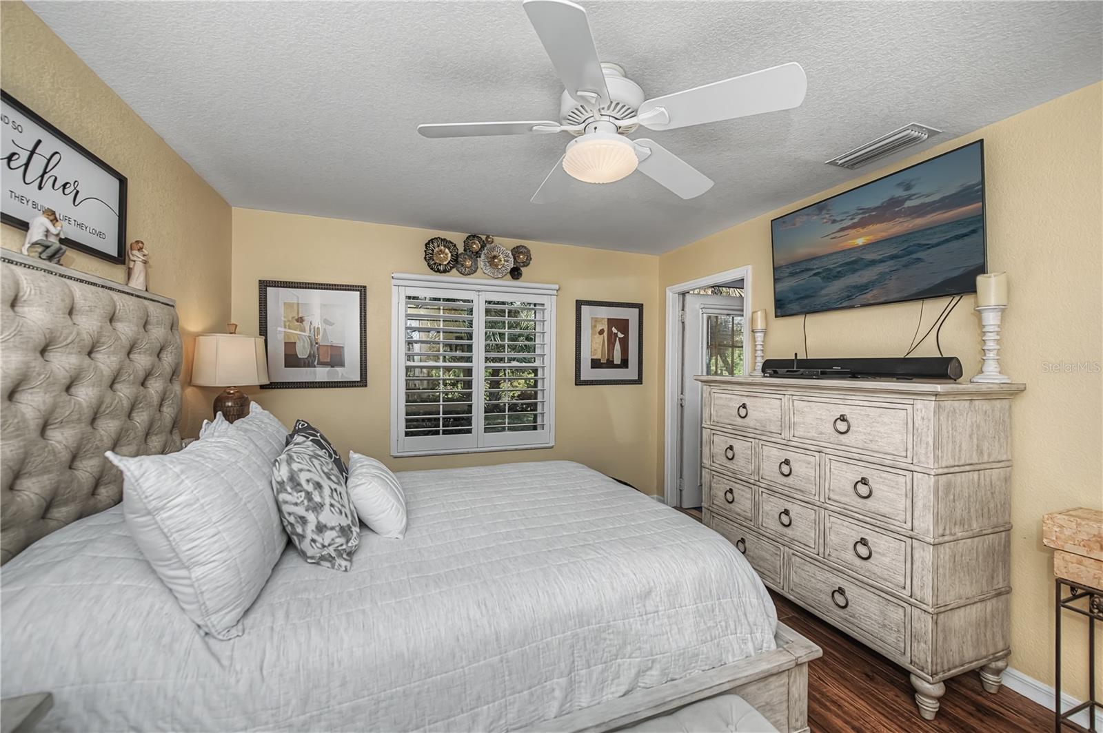 Condominium at 19300 WATER OAK DR #102, PORT CHARLOTTE, photo 32 of 83