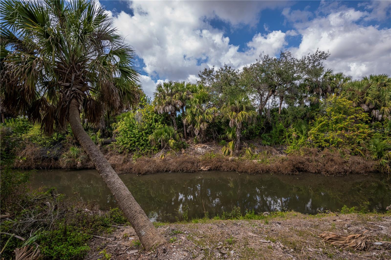 Condominium at 19300 WATER OAK DR #102, PORT CHARLOTTE, photo 59 of 83