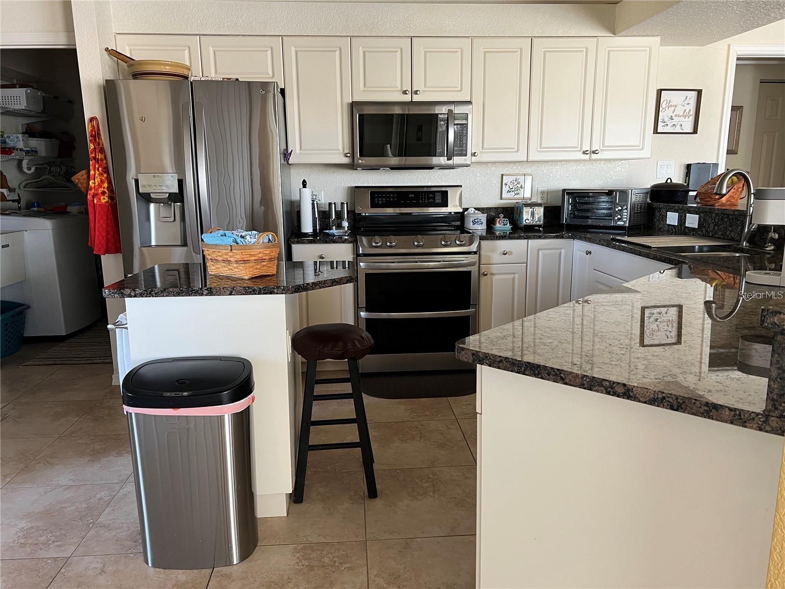 Kitchen - 9458 MELODY CIR, PORT CHARLOTTE