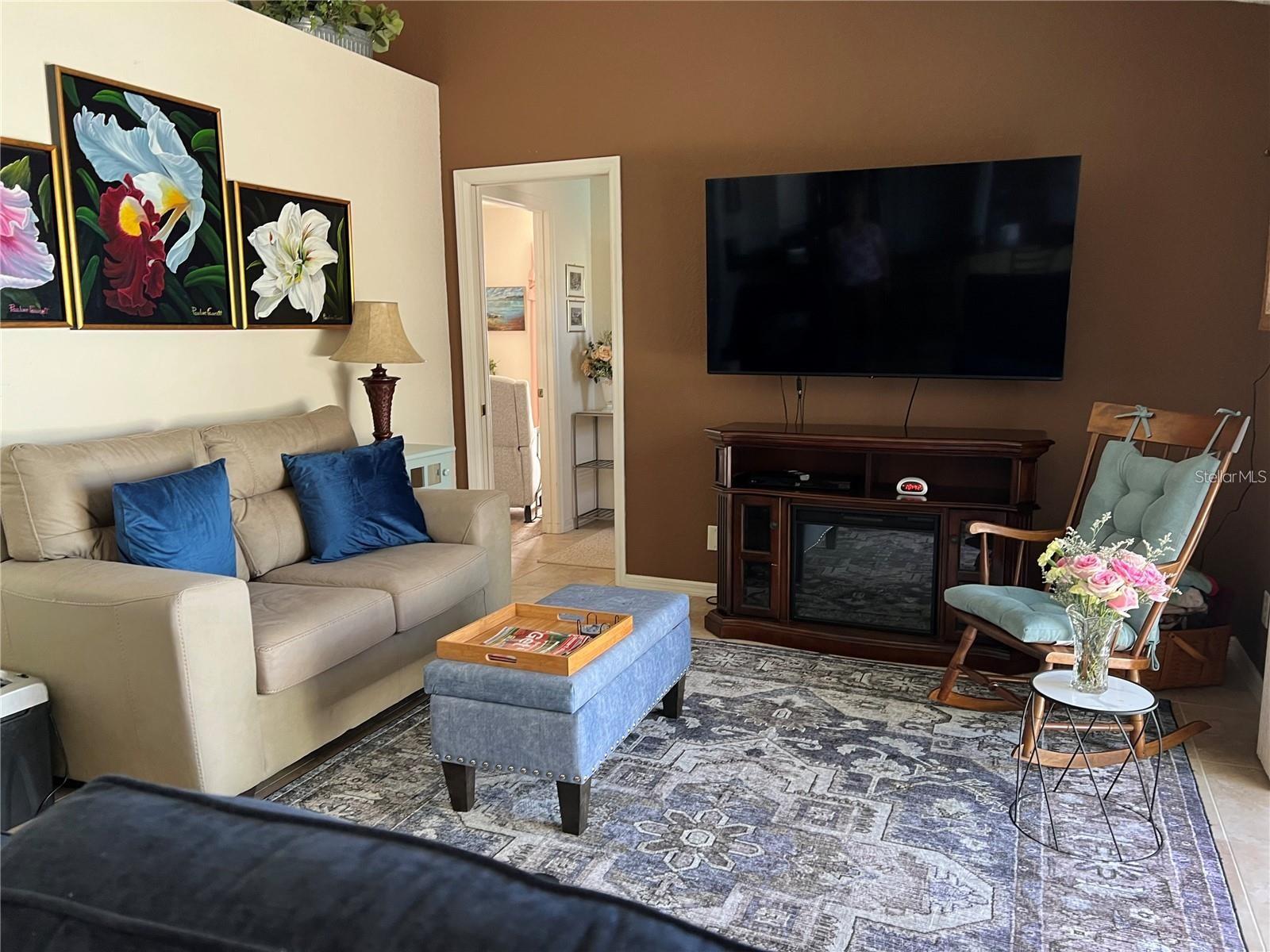 Family Room - 9458 MELODY CIR, PORT CHARLOTTE