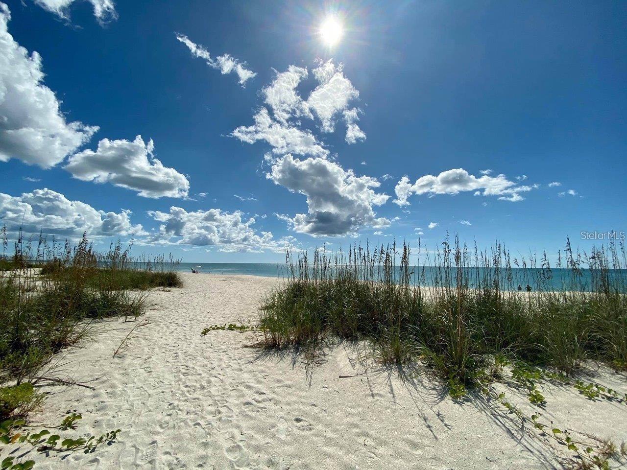 Just a short drive to Englewood Beaches - 9458 MELODY CIR, PORT CHARLOTTE