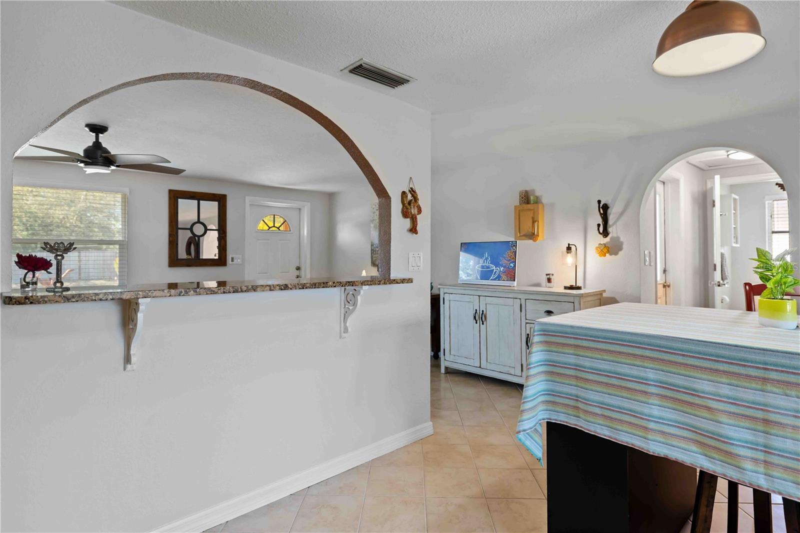 Single Family Residence at 3035 SHAMROCK DR, VENICE, photo 18 of 59