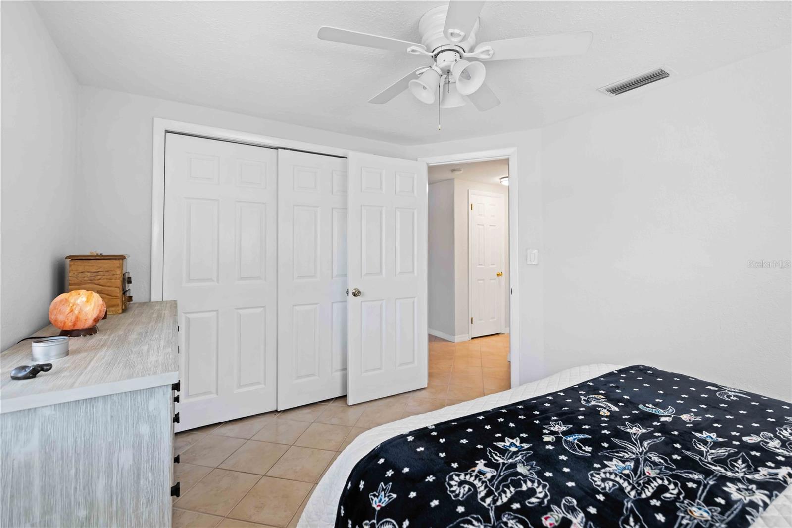Single Family Residence at 3035 SHAMROCK DR, VENICE, photo 29 of 59