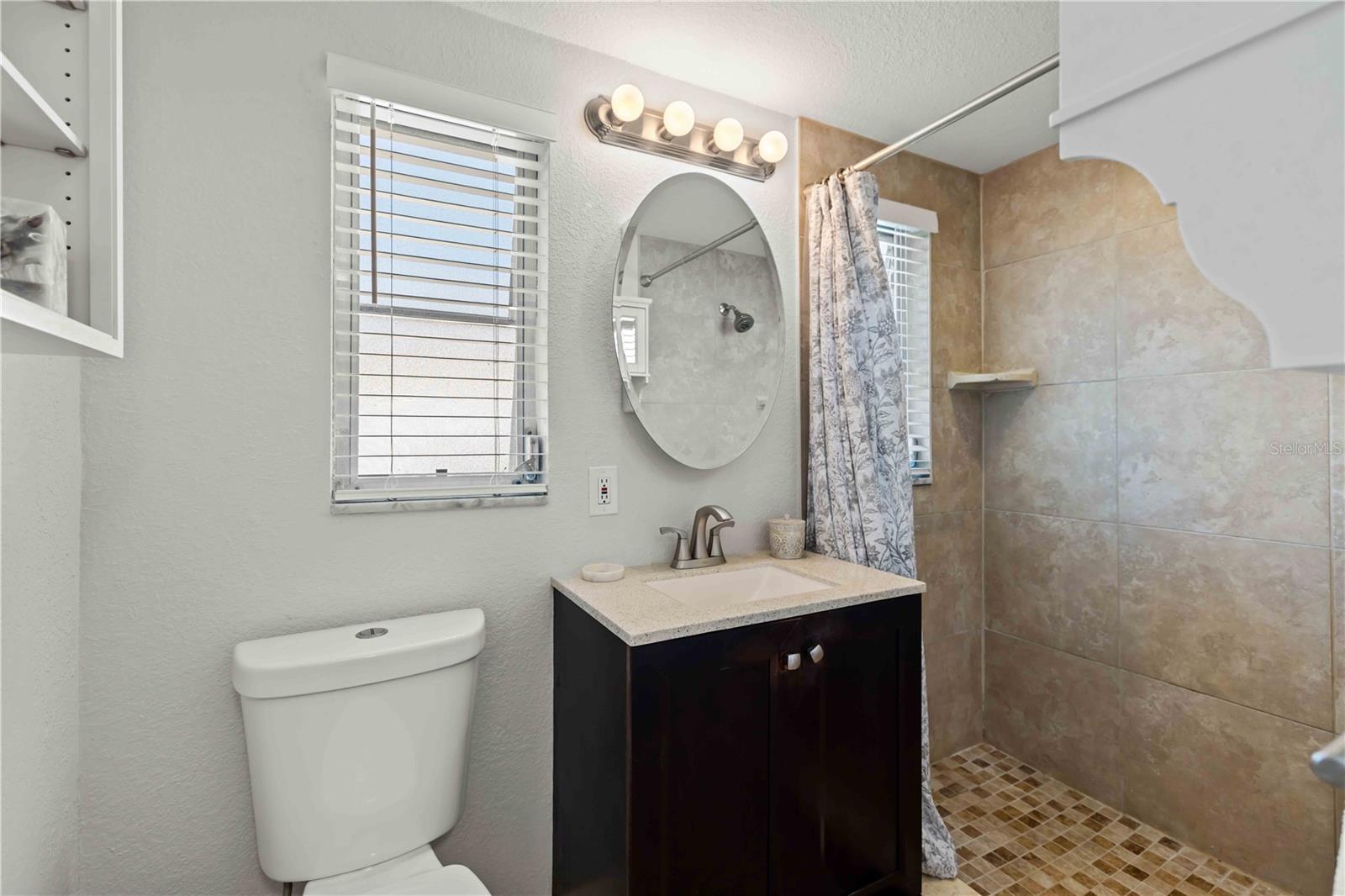 Single Family Residence at 3035 SHAMROCK DR, VENICE, photo 36 of 59