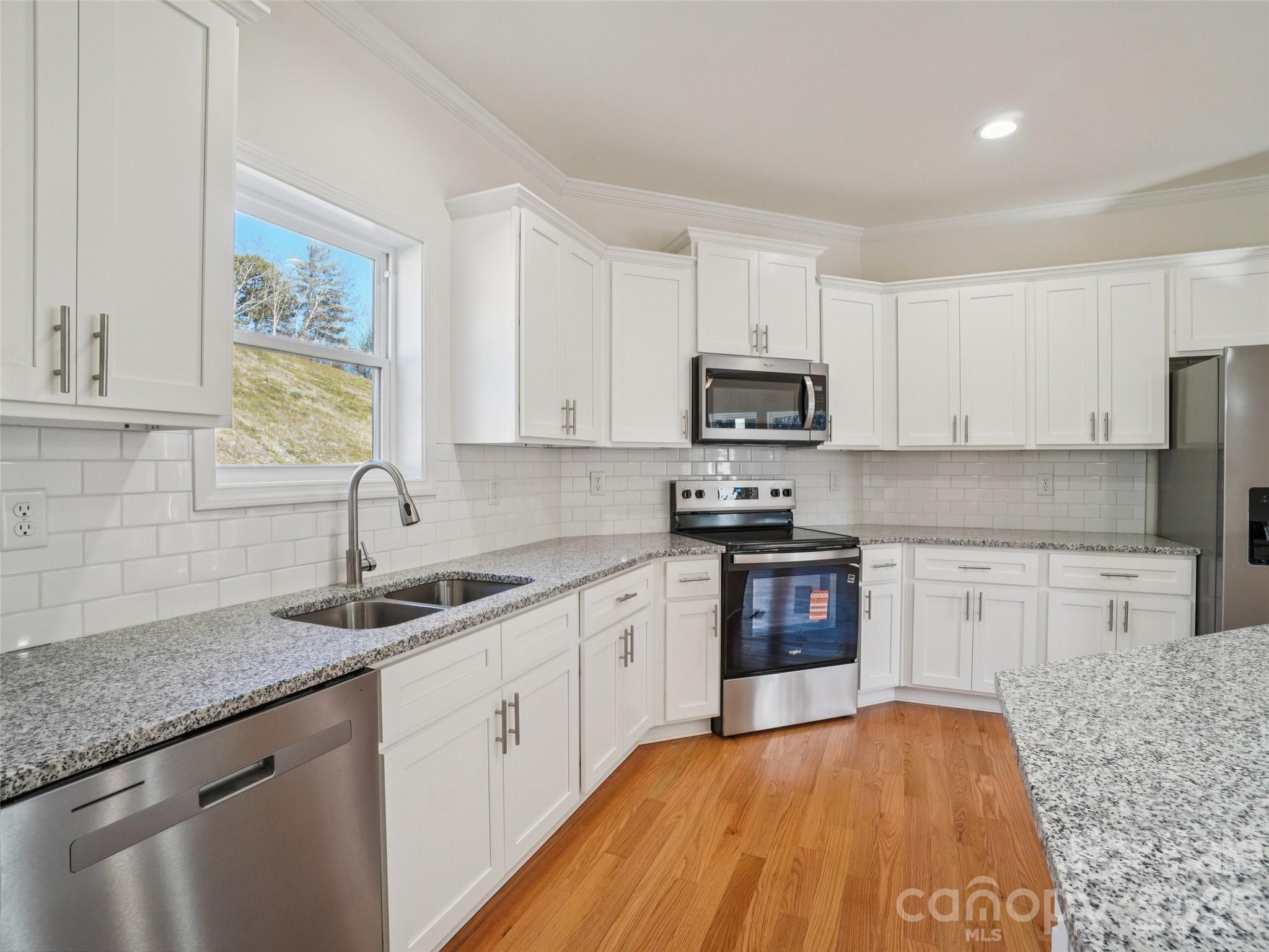 Kitchen - 56 Big Branch Drive, Mars Hill